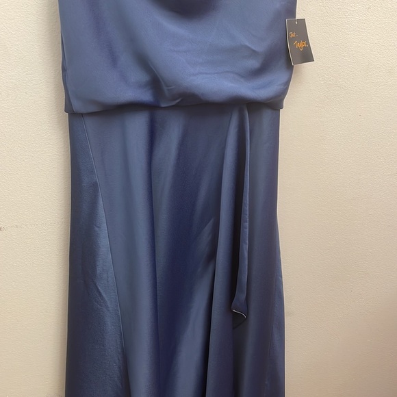 Just taylor satin silky blue scoop neck sleeveless formal dress sz 4 NWT - Picture 4 of 6